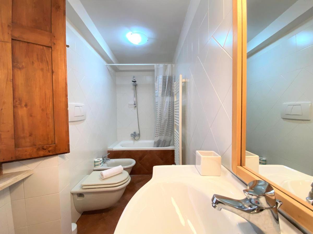 La Fonte-With Balcony Close By Piazza Del Campo เซียนา ภายนอก รูปภาพ
